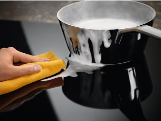 LIT30230C - Electrolux - 300 Serisi  30 cm İndüksiyonlu Vitroseramik Ankastre Ocak