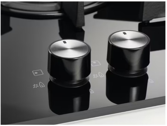 EGC3322NVK - Electrolux - 300 Serisi 60 cm Gazlı Döküm Izgaralı Siyah Cam Ankastre Ocak