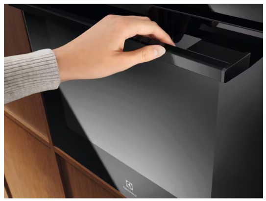 LOH3H00BK - Electrolux - 300 Serisi Convection AquaClean Temizleme Sistemli 65 lt Siyah Ankastre Fırın