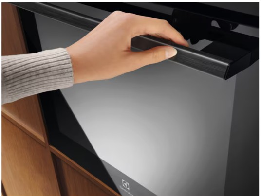 LOD8P39Z - Electrolux - 500 Serisi SteamBake Buhar Destekli Pirolitik Temizleme Sistemli Wi-Fi 72 lt Siyah Ankastre Fırın