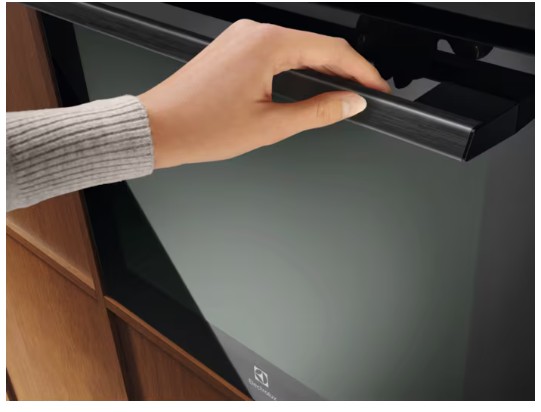 LOX8P87WZ - Electrolux - 700 Serisi MealAssist with PizzaExpert 72 lt Pirolitik Temizleme Siyah Ankastre Fırın