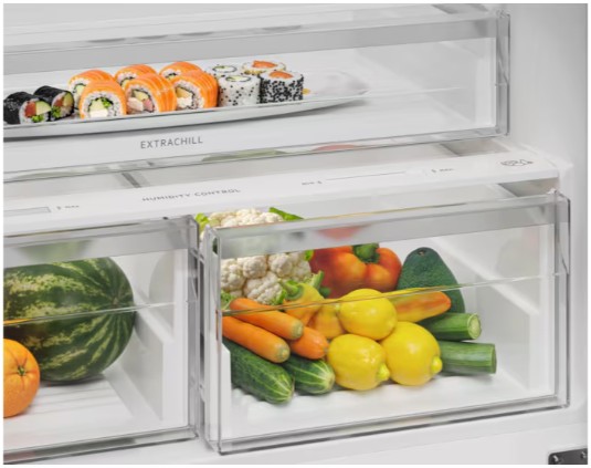 LNT7MD58W - Electrolux - 700 Serisi TwinTech Dondurucusu Altta 588 lt Inverter Beyaz No Frost Buzdolabı