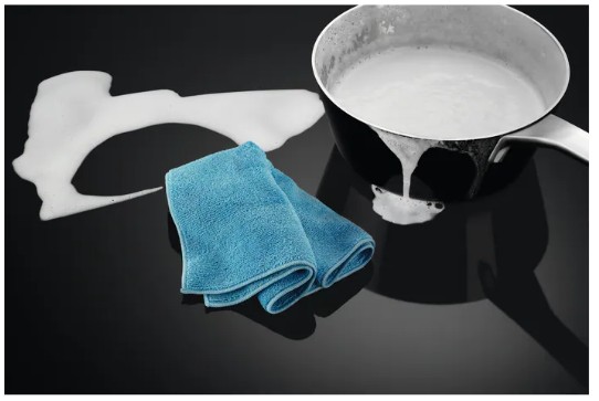 EIS87453 - Electrolux - 800 Serisi SenseBoil&Fry 80 cm İndüksiyonlu Vitroseramik Ankastre Ocak