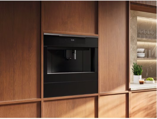 KBC95T - Electrolux - 900 Serisi 45 cm Mat Siyah Ankastre Otomatik Kahve makinesi