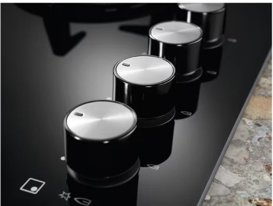 KGG64362K - Electrolux - StepPower 60 cm Gazlı Döküm Izgaralı WOK Siyah Cam Ankastre Ocak